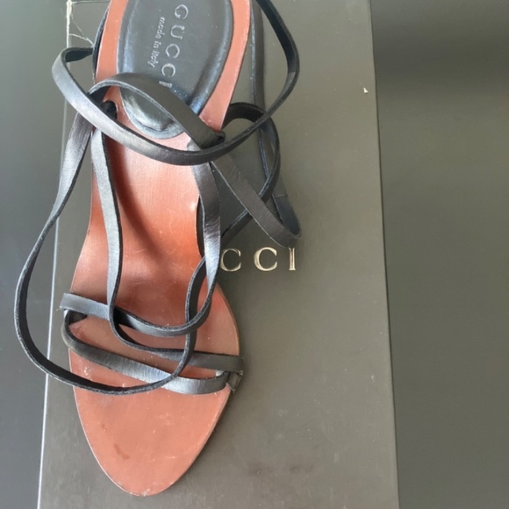 Gucci female strap heels